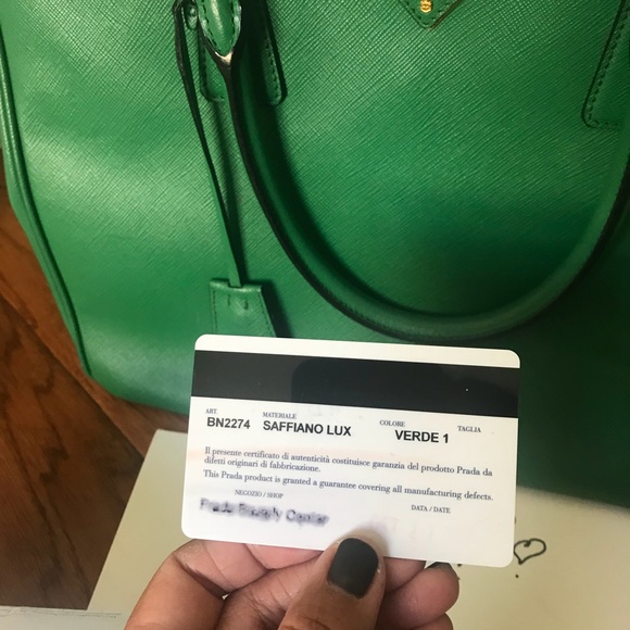 Prada Saffiano Lux - Picture 7 of 8